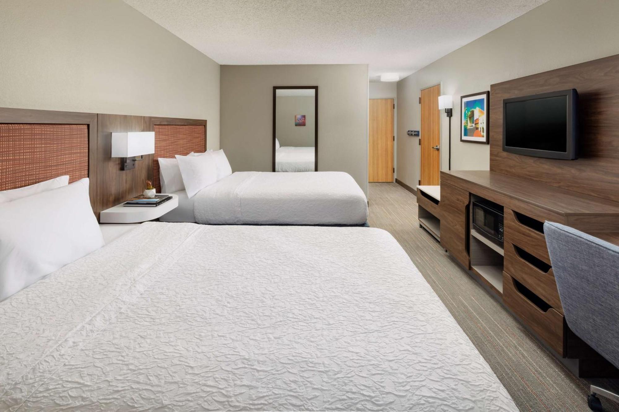 Hampton Laredo