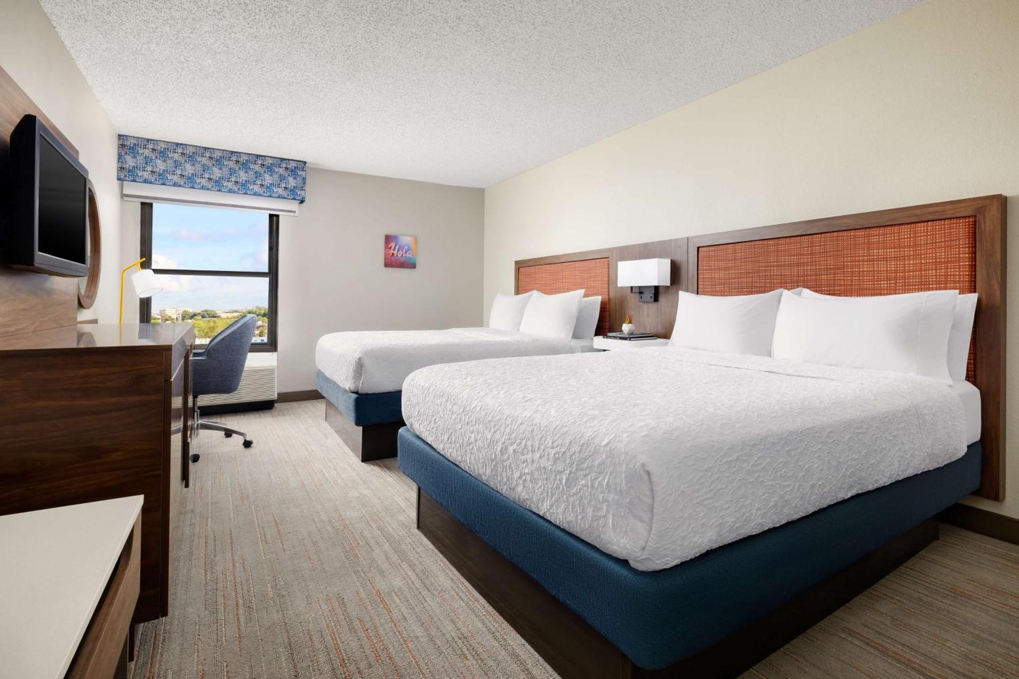 Hampton Hotel