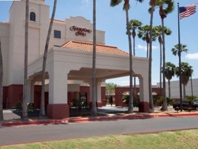 Hotel Hampton 3*